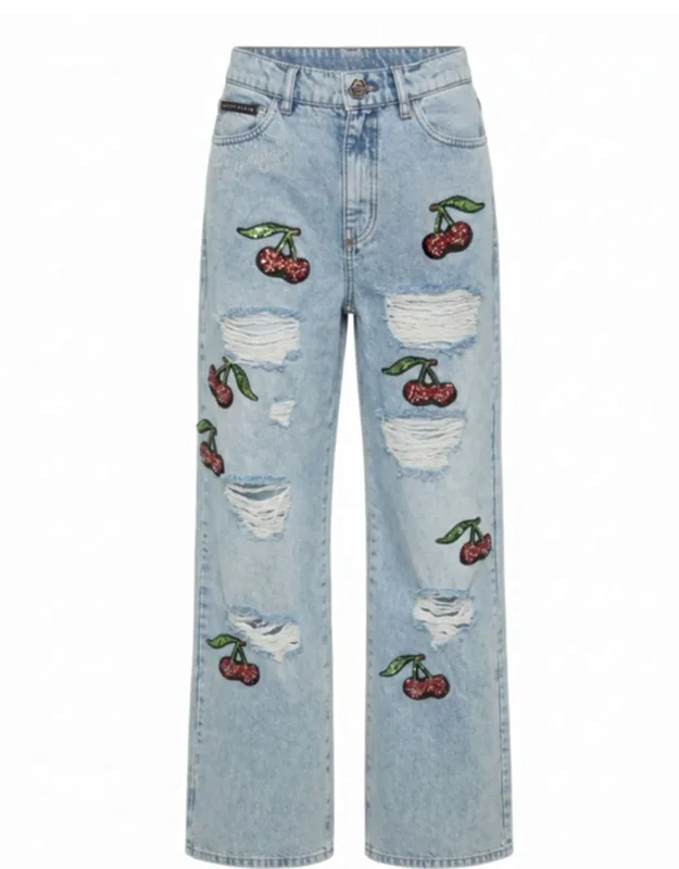 Skater Fit Jeans With Relaxed Fit And Distressed Edge