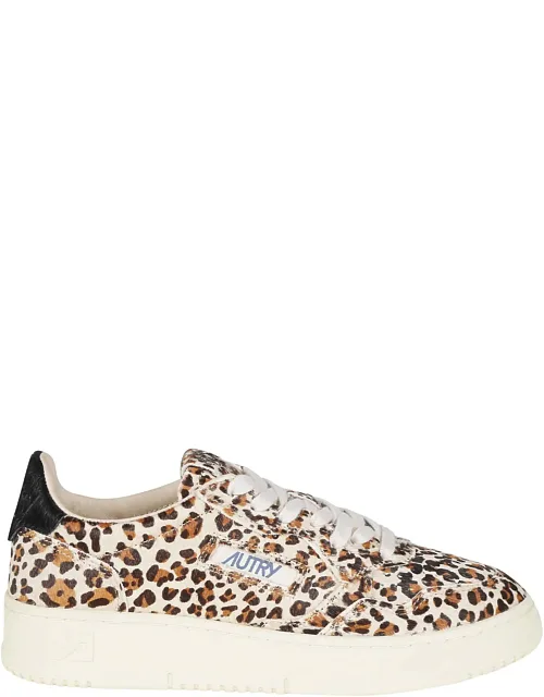 Leopard Medalist Low Cow Leather Sneakers