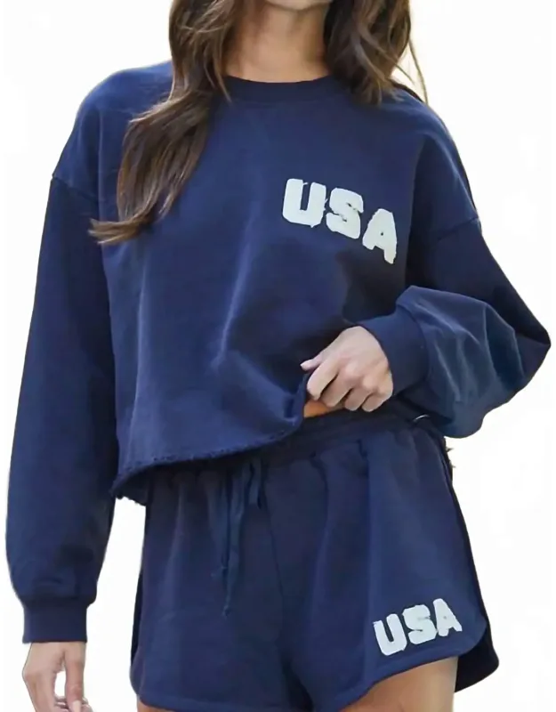 Sweatshirt