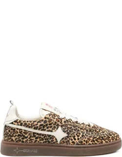 Leopard-print Earth Sneakers