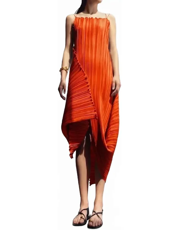 Hydro Midi Dress