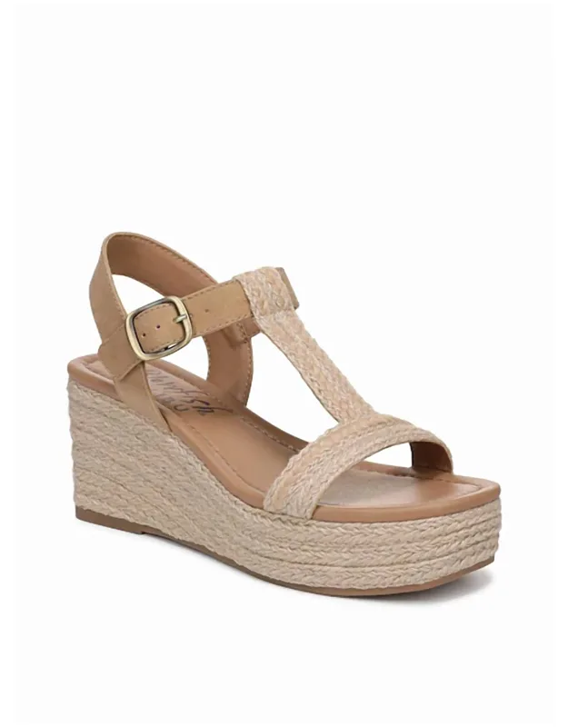 Annika Regular Fit Strappy Wedge Sandals