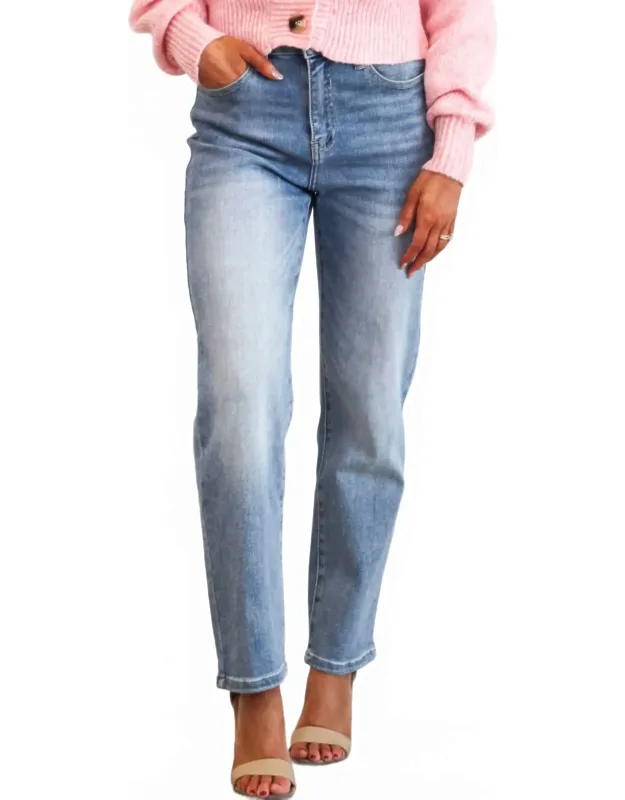High Rise Mom Straight Leg Jeans