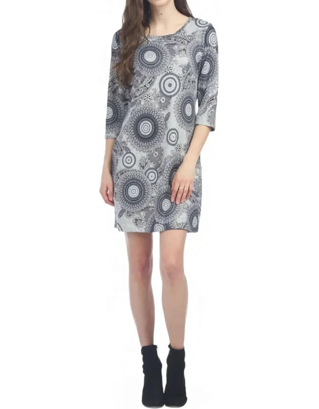 Medallion Print 3/4 Sleeve Sweater Dress
