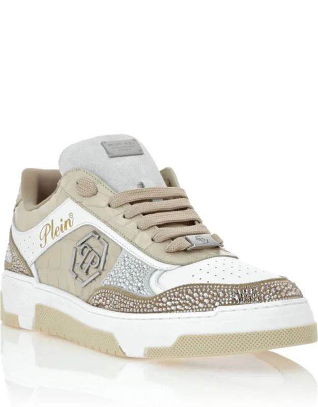 Low Top Sneakers