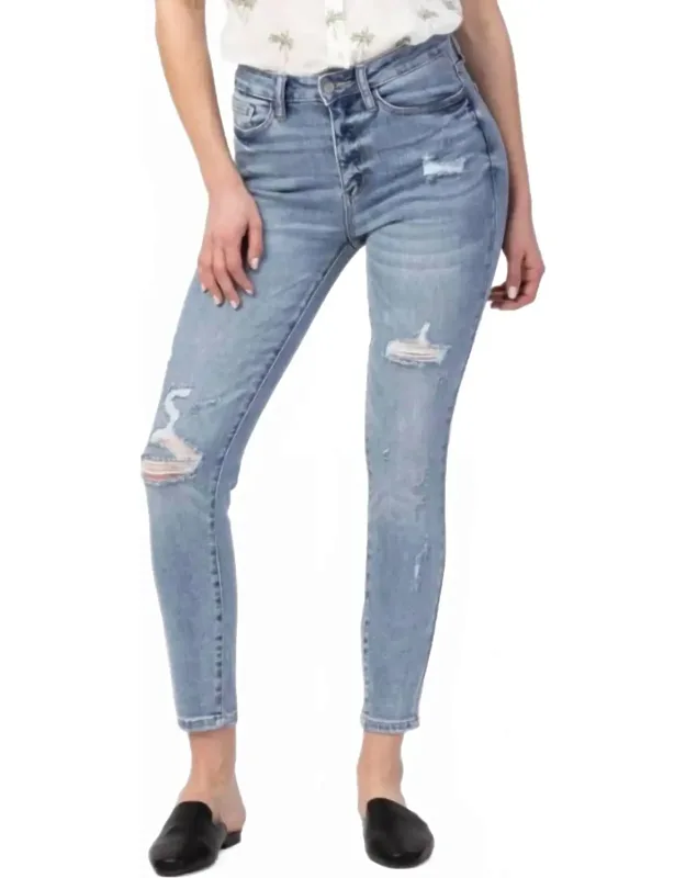 Gwen Destroyed Skinny Jeans