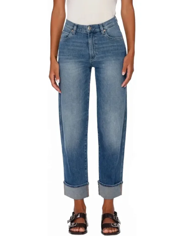 Thea Boyfriend Relaxed Tapered Jeans