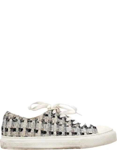 Goldie Sneakers