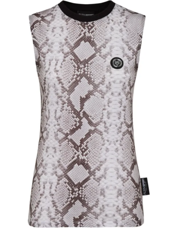 Sleeveless T-shirt
