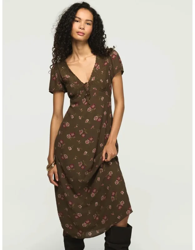 Embroidered Short Sleeve Midi Dress