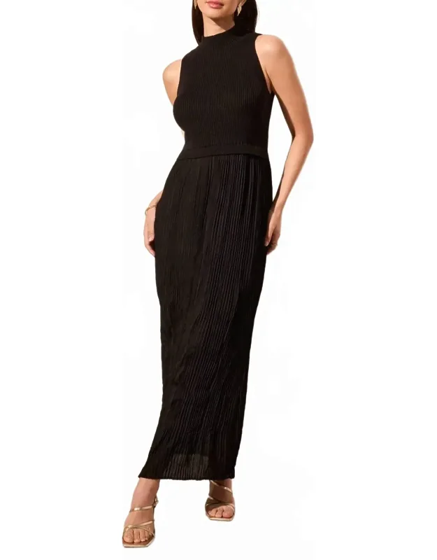 Sleeveless Maxi Dress