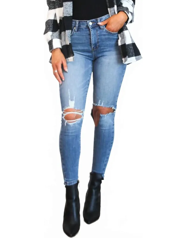 Distressed Skinny Jeans