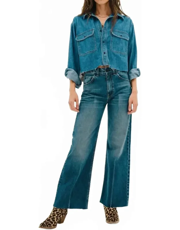 Wide-leg Jeans
