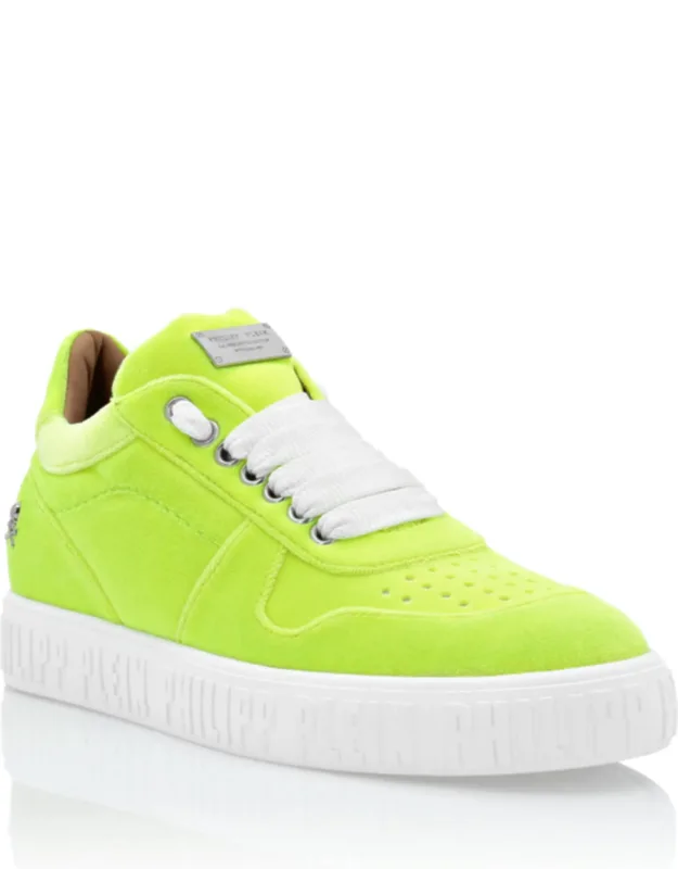 Lo-top Sneakers