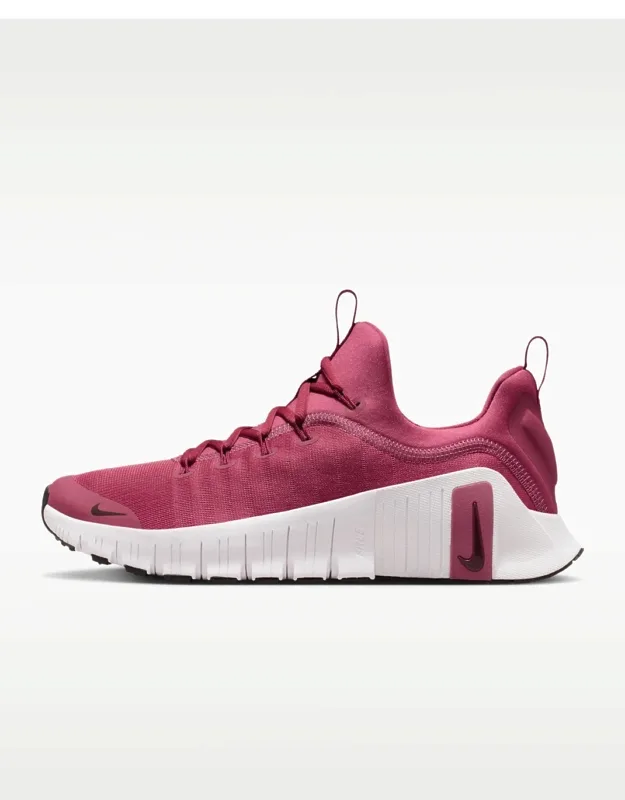 Free Metcon Sneakers