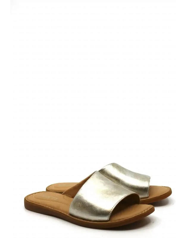 Izabel Sandals