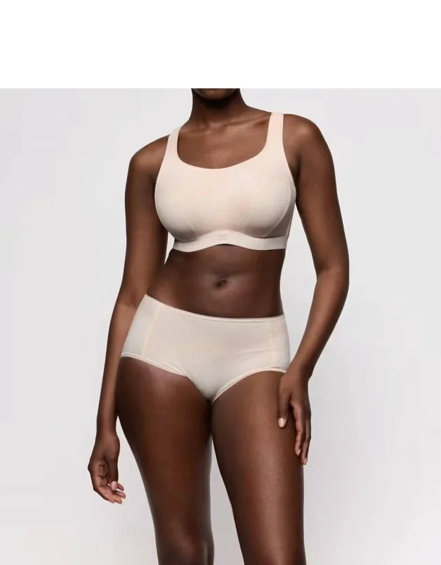 Wired Sports Bra