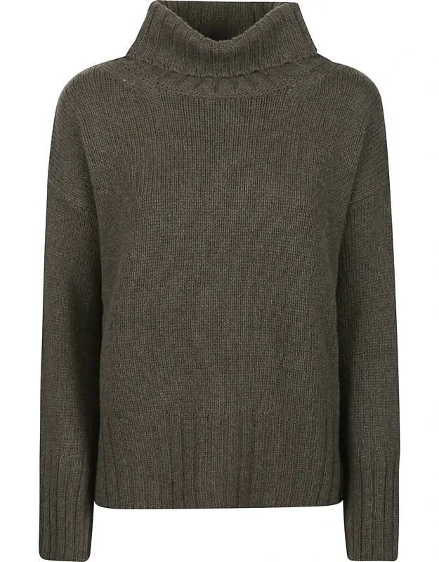 Relaxed Cashmere Turtleneck Sweater
