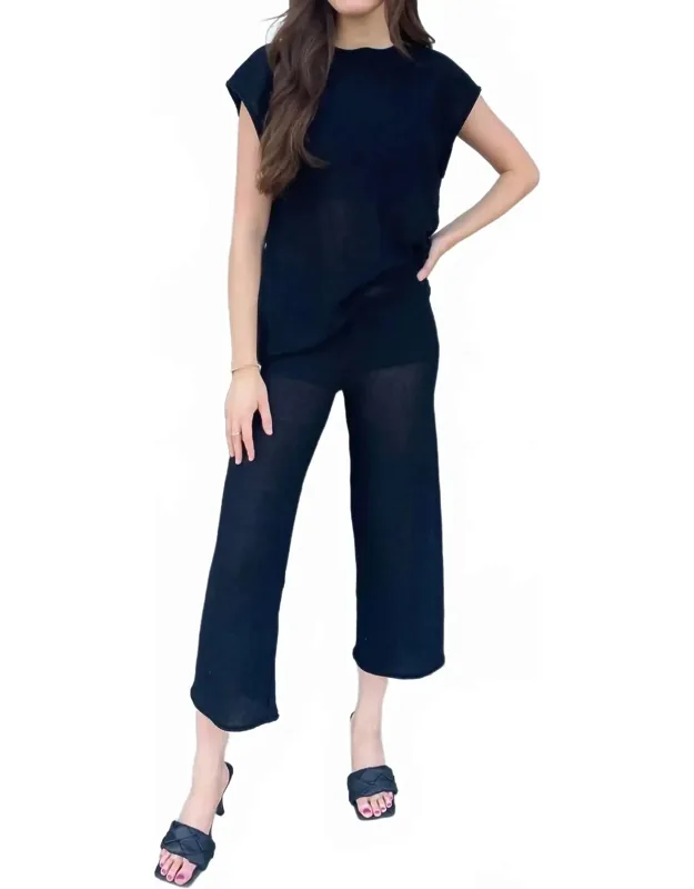 Cropped Pants