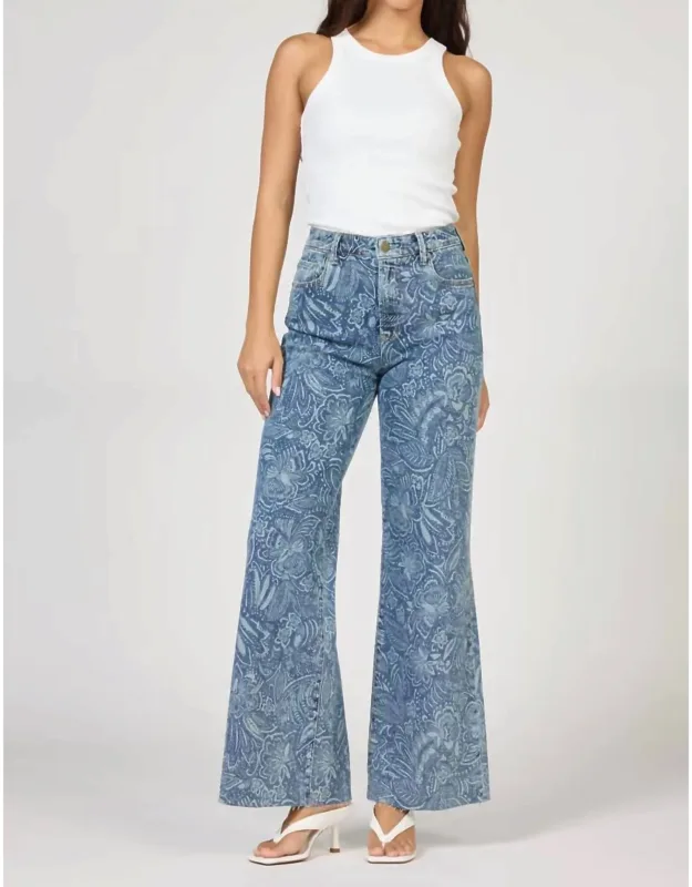 Fiona Wide Leg Jean - Relaxed Fit, High Rise