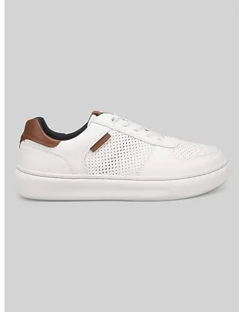 Voyage Sneakers