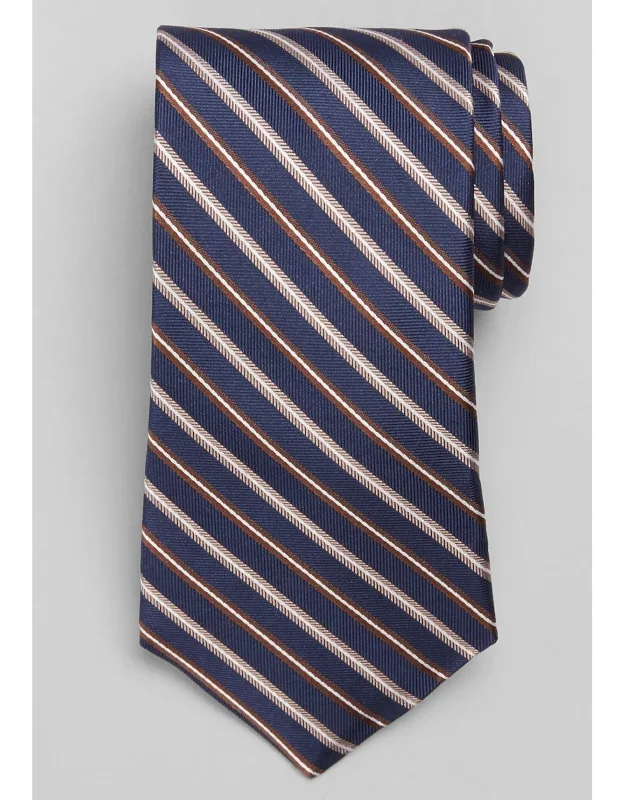 Traveler Collection Chevron Satin Stripe Tie