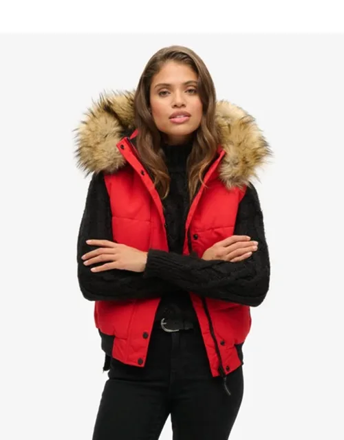 Ella Gilet