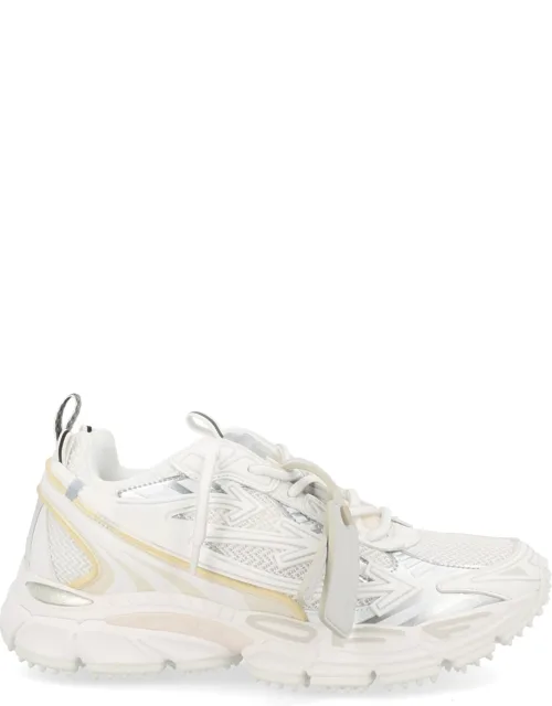 Sneakers "be Right Back"