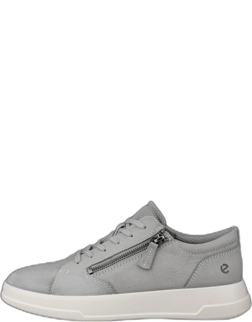Move Nubuck Sneakers