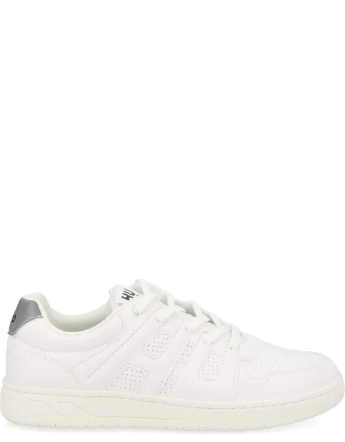 Sneakers With Laces