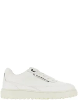 Sneakers In Pelle Con Logo Laterale