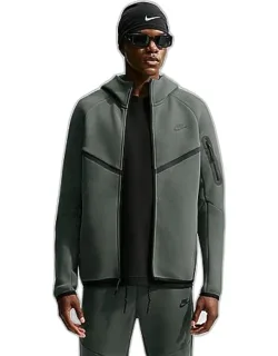 "tech Fleece Windrunner Full-zip Hoodie With Spacious Hood And Zippered Sleeve Pocket"
