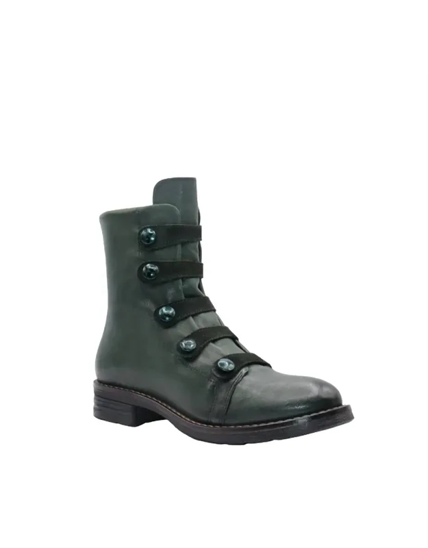 Dottie Boots
