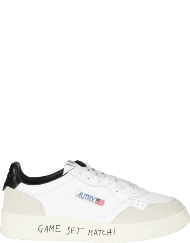 Medalist Low Leather Suede Sneakers