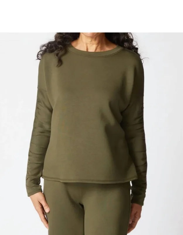 Knit Wander Pullover
