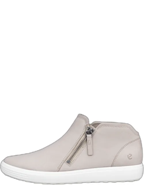 Soft 7 Nubuck Zip Booties