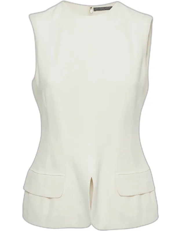 Crepe Sleeveless Fitted Top