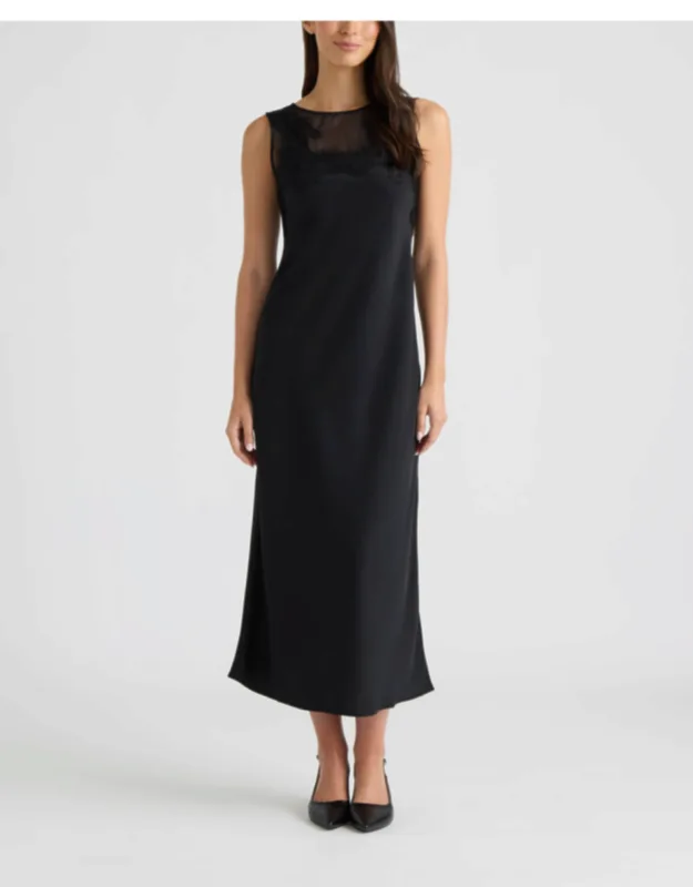 Dress With Lace Appliqué