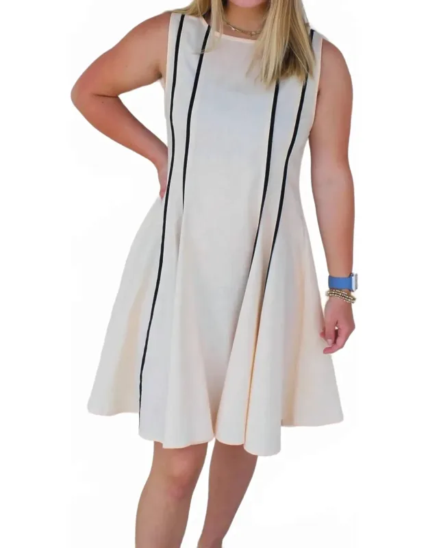A-line Piping Dress