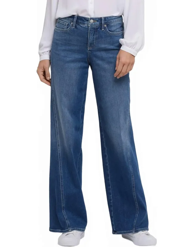 Wide Leg Jeans With Contour Seams