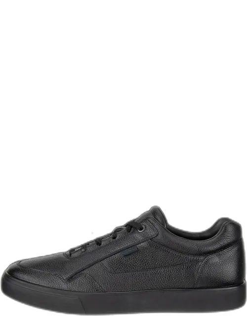 Soft 10 Nubuck Sneakers