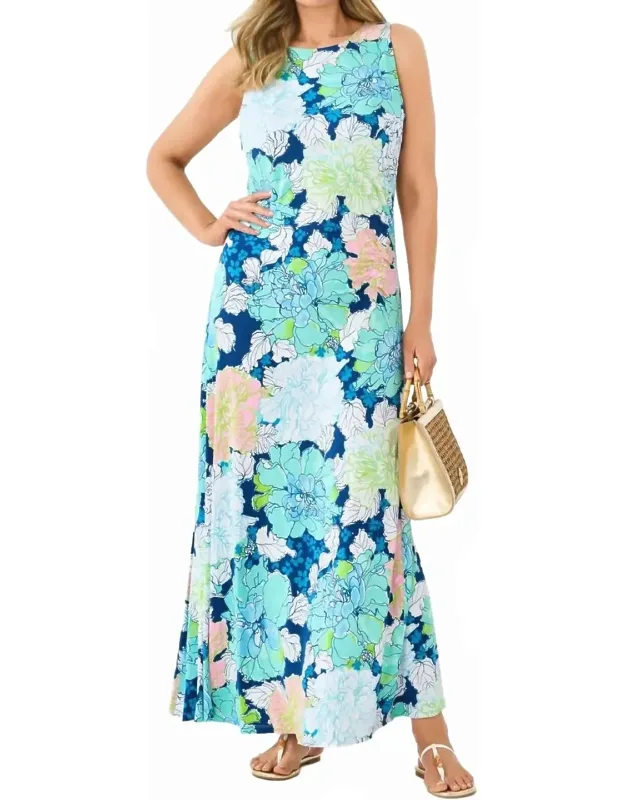 Carolita Maxi Dress With Fitted Silhouette And Flared Skirt