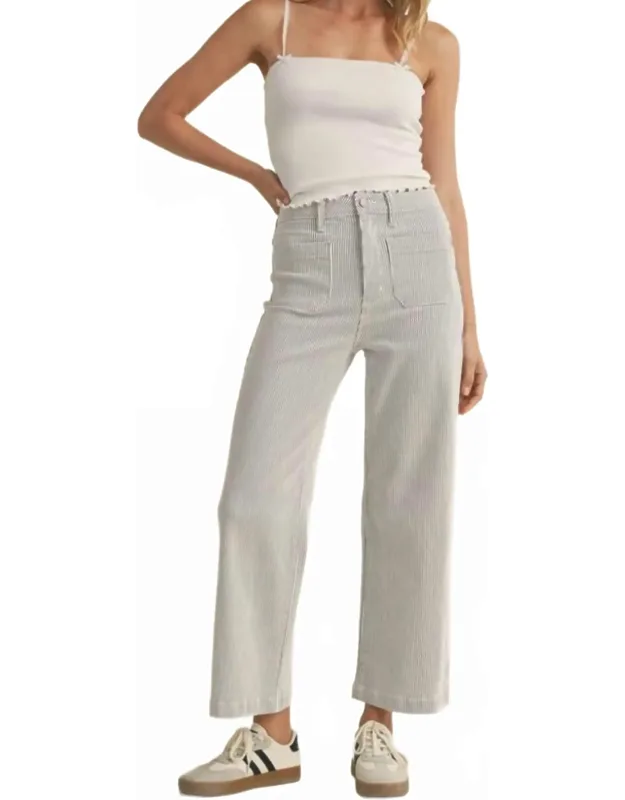 Patch Pocket Wide Leg Jeans