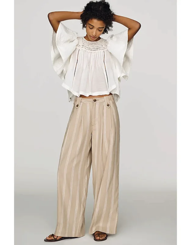 Wide-leg Pants