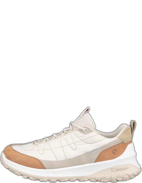 Ult-trn Textile Outdoor Sneakers