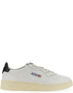 Medalist Low Cow Leather Sneakers