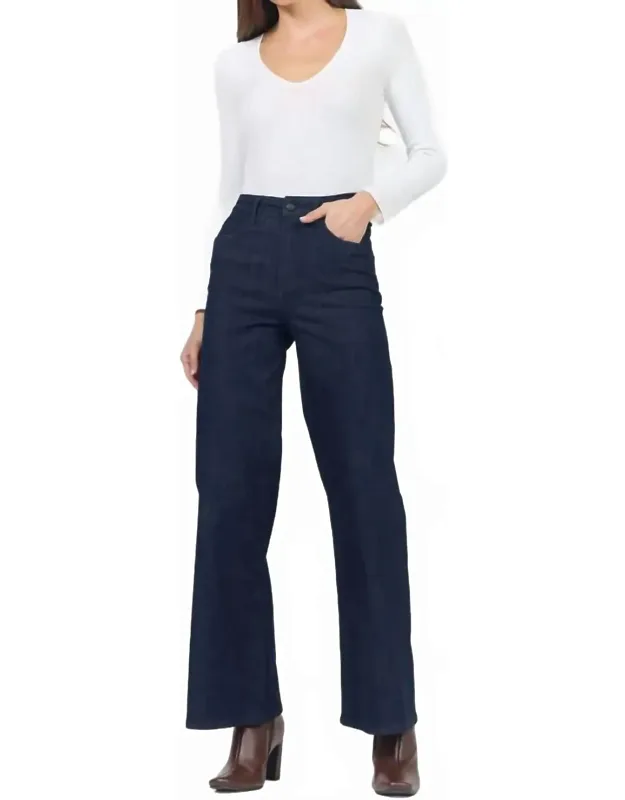Fiona Wide Leg Jeans In Flattering Silhouette And High-rise