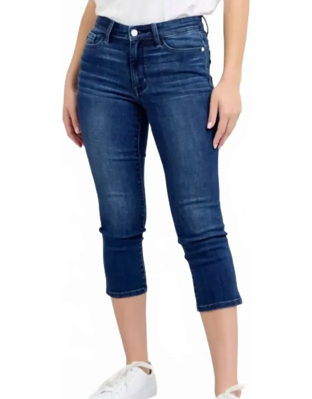 Capri Pants