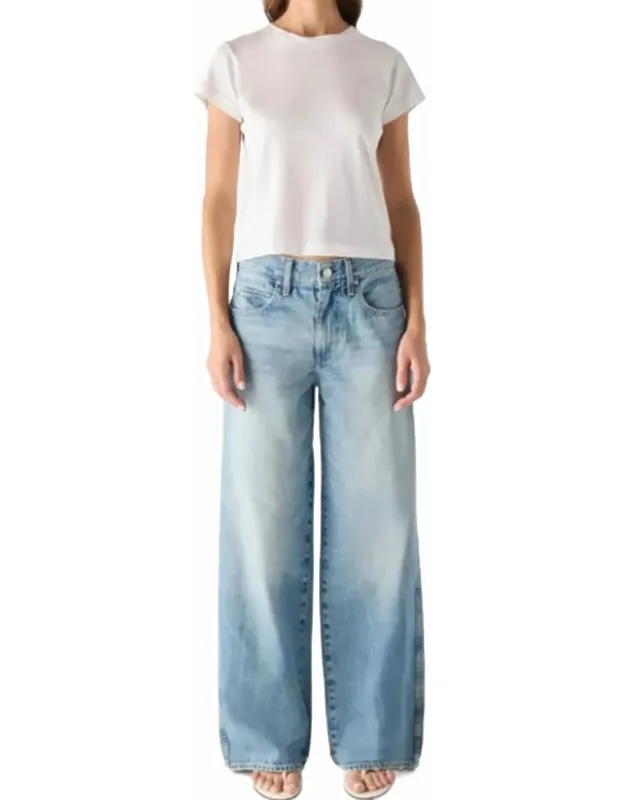Mid Rise Wide Leg Jeans