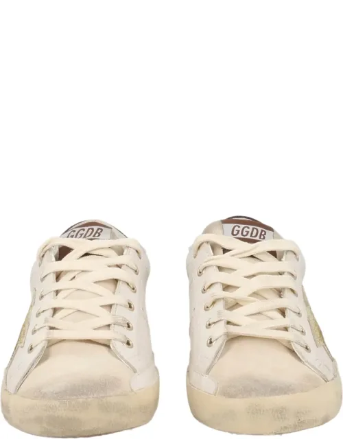 Low-top Vintage-inspired Distressed Leather Sneakers